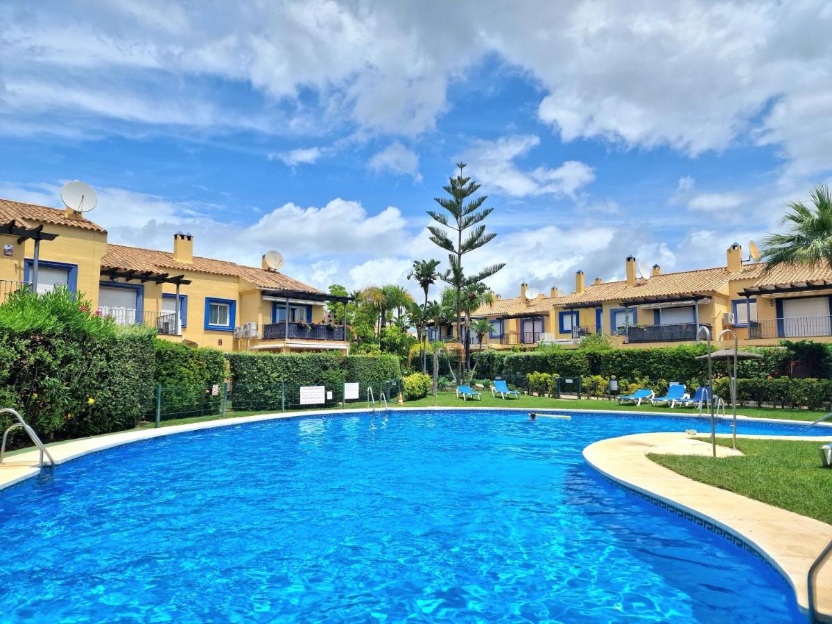 Apartment Town House Puerto Banus, 3 Min Walking From